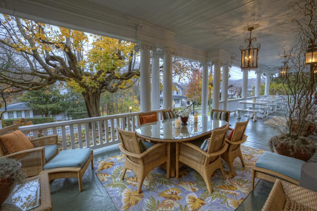 Bluefield Inn, A Select Registry Propery Экстерьер фото