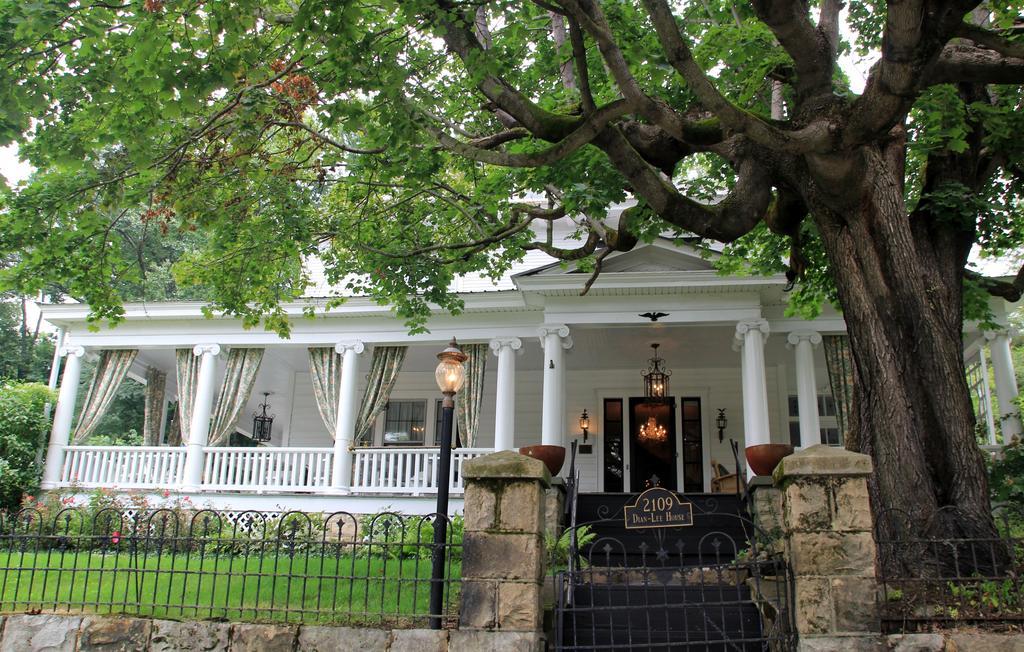 Bluefield Inn, A Select Registry Propery Экстерьер фото