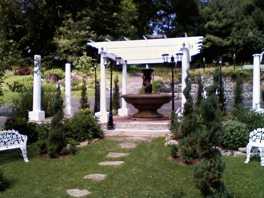 Bluefield Inn, A Select Registry Propery Экстерьер фото