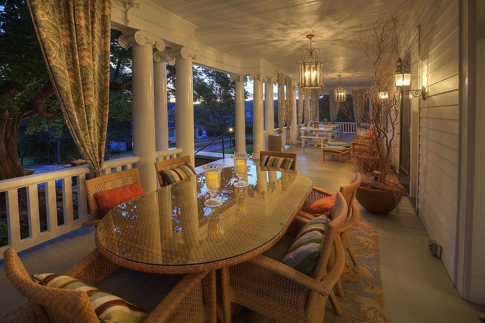 Bluefield Inn, A Select Registry Propery Экстерьер фото